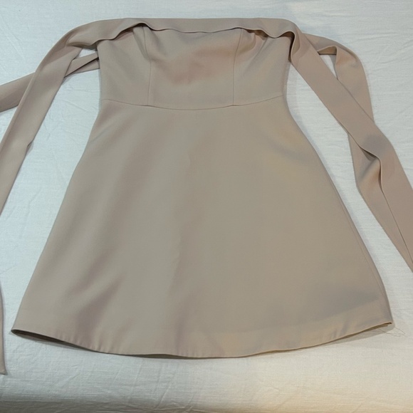 Lulus Keepsake Another World Beige Off-the-Shoulder Dress - Size M - Picture 5 of 6